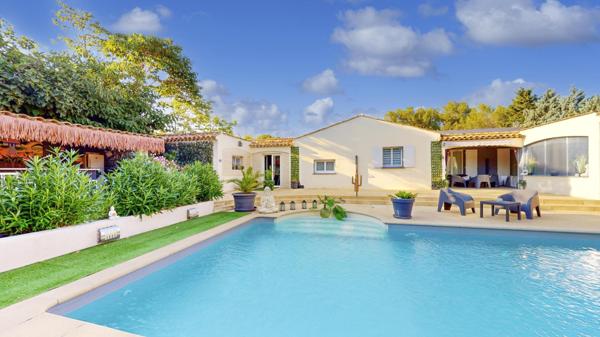 Maison d'habitation et gite à FLAYOSC de 181 m2