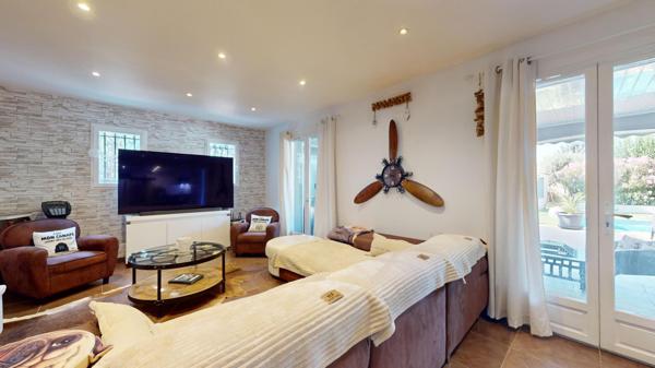 Maison d'habitation et gite à FLAYOSC de 181 m2