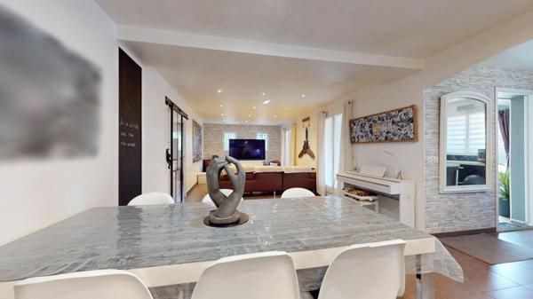 Maison d'habitation et gite à FLAYOSC de 181 m2