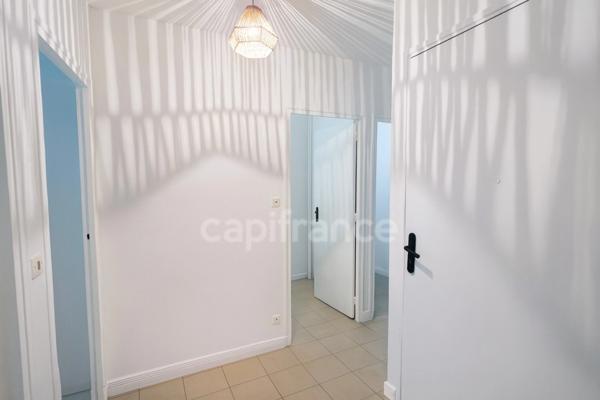 Finistère (29) – À vendre à Quimper, appartement T2 de 53 m² habitable, situé au rez-de-chaussée, avec balcon.