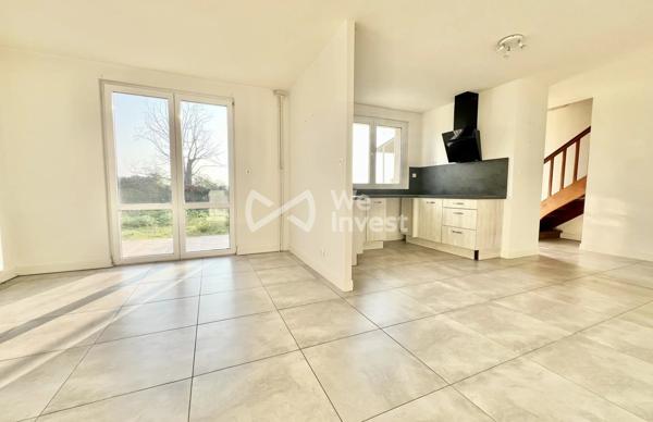 Maison de type 5 avec 4 chambres, 113 m² habitables, dépendances, terrain de 1563 m².