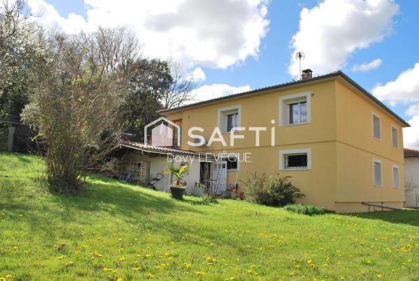 Maison de 210 m² environ sur 900 m² de jardin