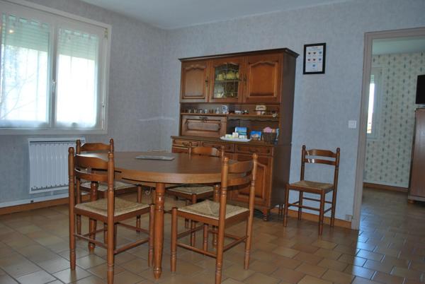 Maison de 210 m² environ sur 900 m² de jardin