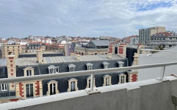 Appartement à louer    1 pièce • 39,31 m2 Biarritz