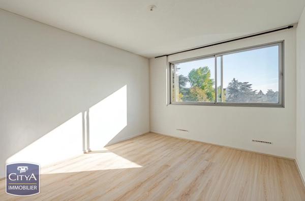 Appartement à vendre 1 pièce 24.76m² Tours (37000)