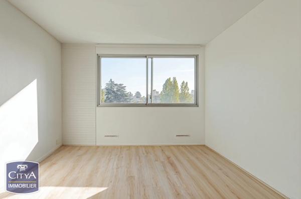 Appartement à vendre 1 pièce 24.76m² Tours (37000)