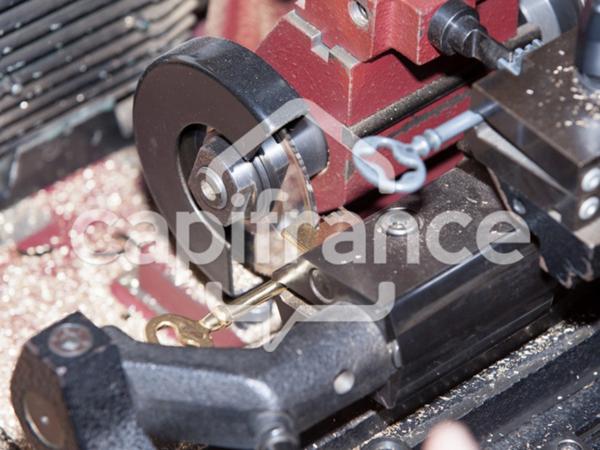 A VENDRE FOND DE COMMERCE EN GALERIE MARCHANDE ANGLET