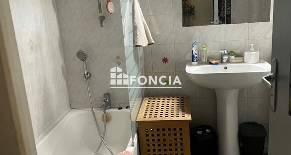 Location Appartement 2 pièces 46.62 m² - Sanary-sur-mer 83110