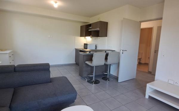 Appartement à vendre    2 pièces •  Bassens