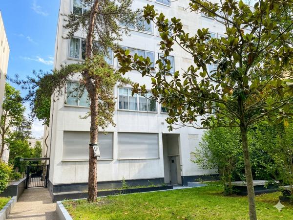 NEUILLY SUR SEINE - ARCHITECTURE SIGNEE JEAN GINSBERG