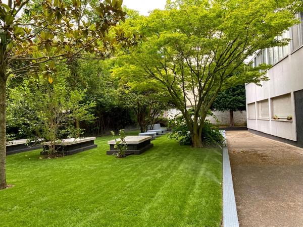 NEUILLY SUR SEINE - ARCHITECTURE SIGNEE JEAN GINSBERG