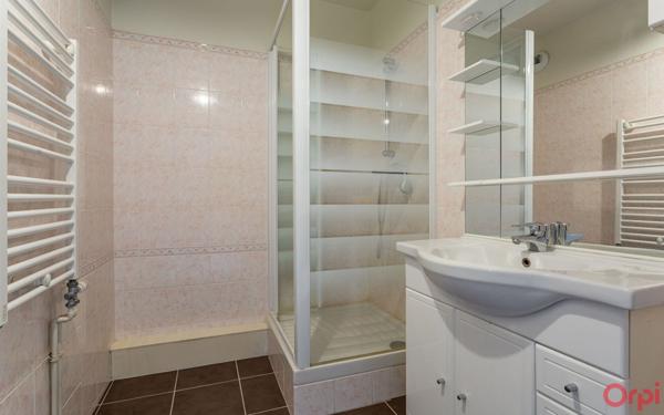 Appartement à vendre    2 pièces •  Sainte-Geneviève-des-Bois