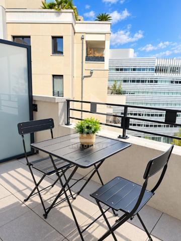SAINT-OUEN  LES DOCKS / COURS DES LAVANDIÈRES  APPARTEMENT NEUF 2 TERRASSES PARKING + CAVE