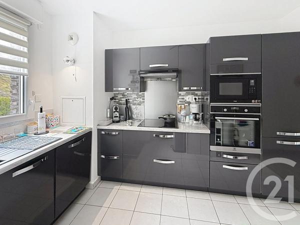 Appartement F4 à vendre  4 pièces - 81,20 m 2   DAMMARTIN EN GOELE  - 77