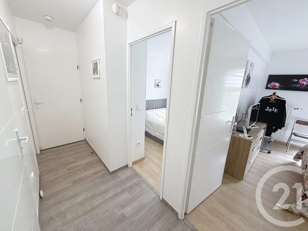 Appartement F4 à vendre  4 pièces - 81,20 m 2   DAMMARTIN EN GOELE  - 77