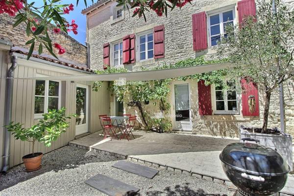 Maison Niort 130 m2 + garage 40m²