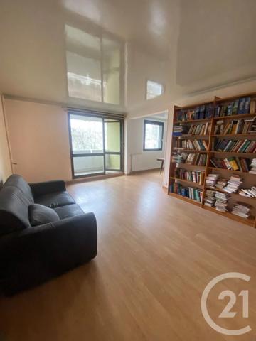 Appartement F4 à vendre  4 pièces - 66 m 2   BRIE COMTE ROBERT  - 77