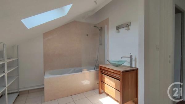 Appartement F4 à vendre  4 pièces - 66 m 2   BRIE COMTE ROBERT  - 77