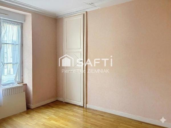 Ensemble immobilier divisible Meslay-du-Maine