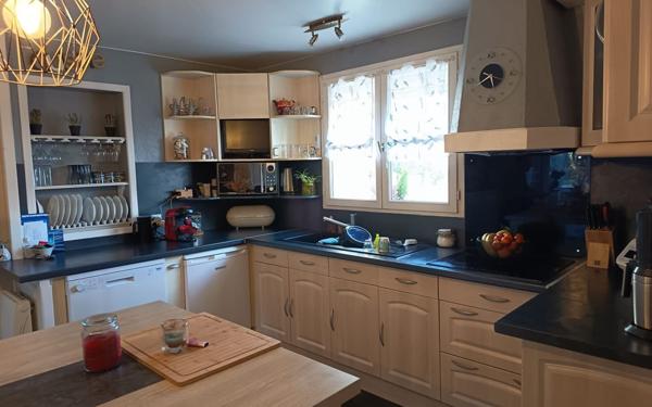 Maison à vendre    5 pièces • 85 m2 Montardon