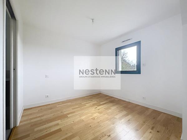 Maison récente - 4 chambres + bureau - Vie de plain-pied - Garage - Terrain 1100 m² - Ergué Armel/QUIMPER