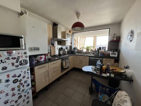 Appartement à louer 830 € CC Brest 4 p 81 m² DPE D