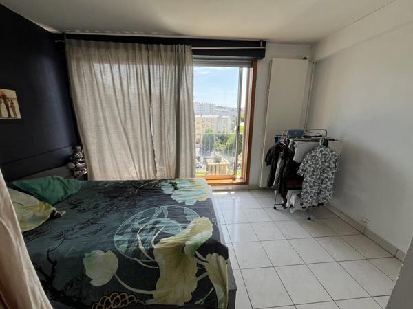 Appartement à louer 830 € CC Brest 4 p 81 m² DPE D
