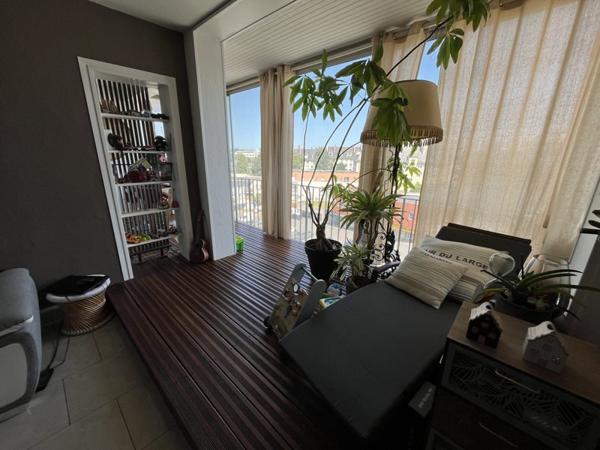 Appartement à louer 830 € CC Brest 4 p 81 m² DPE D