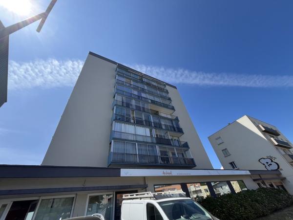 Appartement à louer 830 € CC Brest 4 p 81 m² DPE D