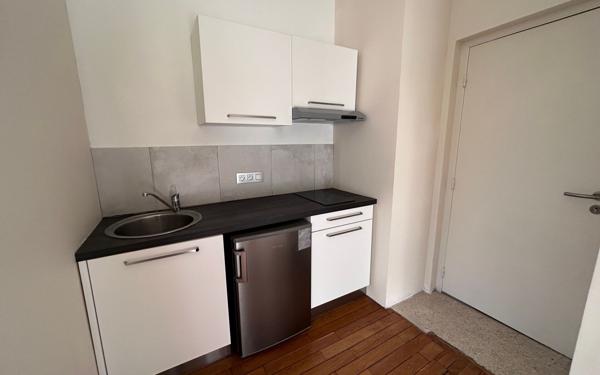 Appartement à louer    1 pièce •  Caluire-et-Cuire