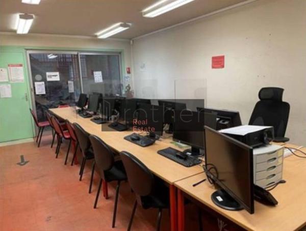 Bureau de 796 m² à vendre à Bordeaux Jardin Public Quinconces