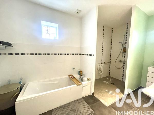 Maison à vendre 7 pièces 183 m² Villecresnes