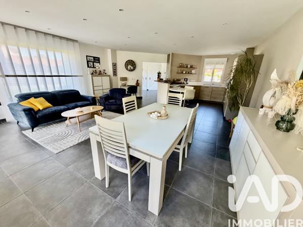 Maison à vendre 7 pièces 183 m² Villecresnes
