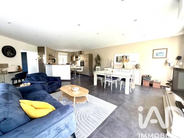 Maison à vendre 7 pièces 183 m² Villecresnes