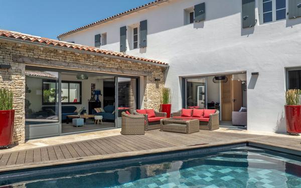 Maison à vendre    6 pièces •  Rivedoux-Plage