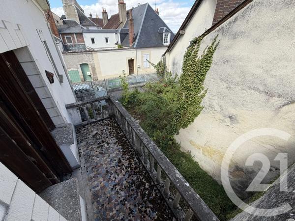 Maison à vendre  7 pièces - 177,38 m 2   CHATEAUDUN  - 28