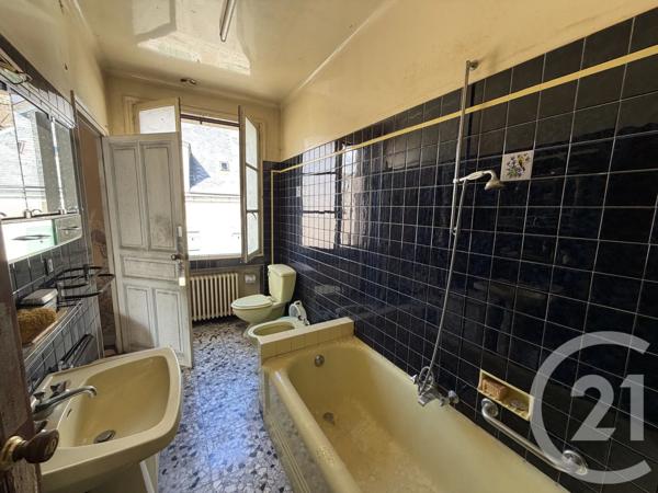 Maison à vendre  7 pièces - 177,38 m 2   CHATEAUDUN  - 28