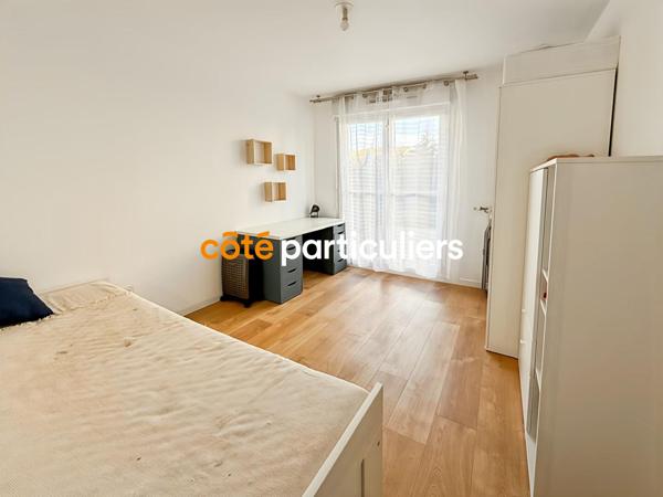 Vente
                Appartement63 m² - 3 Pièces -
                    GRISY SUISNES (77166)