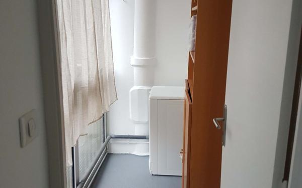 Appartement à vendre    4 pièces • 76,65 m2 Marseille 9