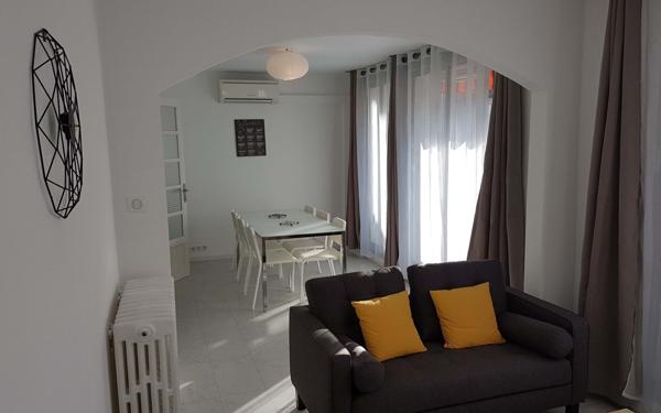 Appartement à vendre    4 pièces • 76,65 m2 Marseille 9