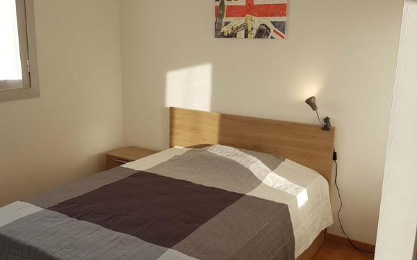 Appartement à vendre    4 pièces • 76,65 m2 Marseille 9