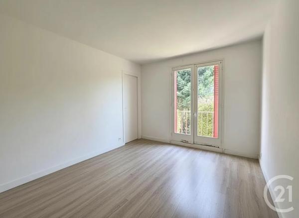 Maison à vendre  7 pièces - 158 m 2   BRUNOY  - 91