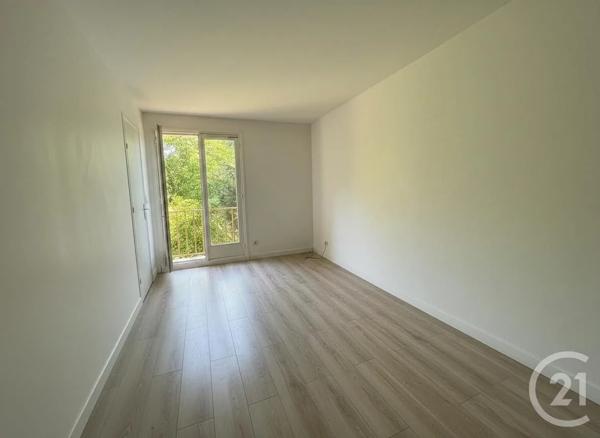 Maison à vendre  7 pièces - 158 m 2   BRUNOY  - 91