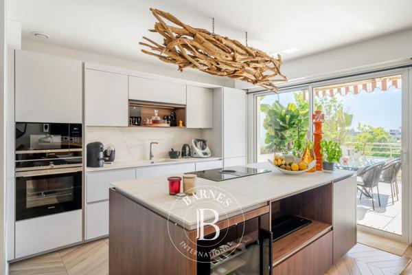 Cannes, Appartement 2 Chambres -  84 m² à vendre