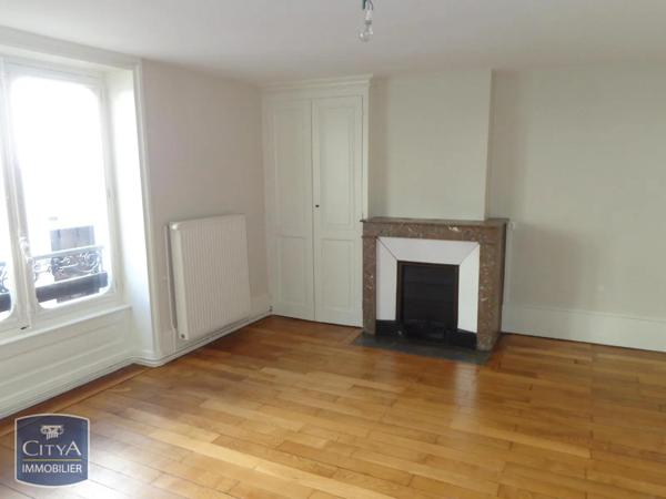 Location appartement 4 pièces de 79.01m²