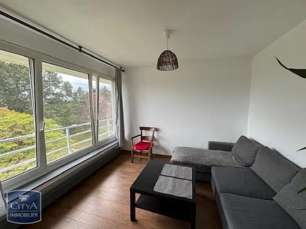 Appartement à louer 3 pièces 78.2m² Saint-Herblain (44800)