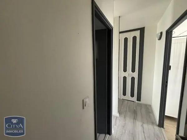Appartement à louer 3 pièces 78.2m² Saint-Herblain (44800)