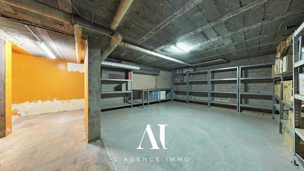 Maison Bourgeoise Individuelle T7 avec sous-sol intérement rénovée 01170 Gex
