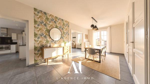 Maison Bourgeoise Individuelle T7 avec sous-sol intérement rénovée 01170 Gex