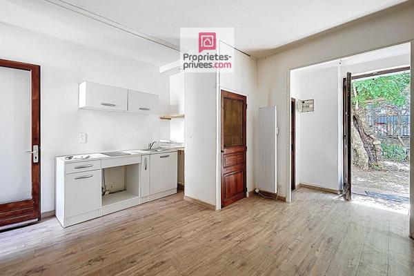 Appartement T2 plain pied avec cour et jardin